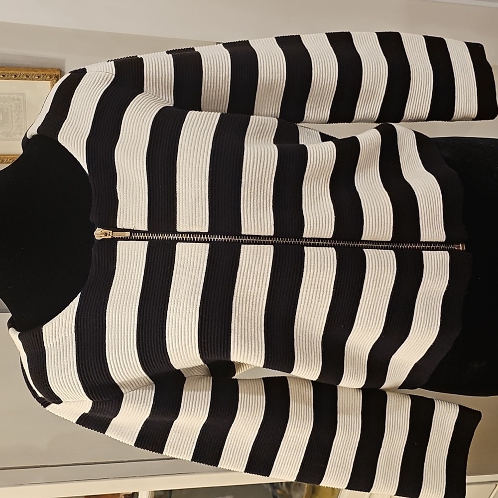 ELLE Black & White‎ Striped Zip-front Cardigan Size Medium
